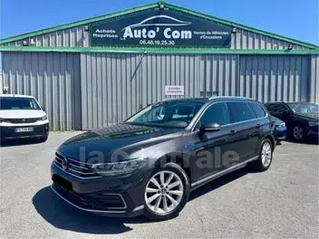 volkswagen-passat-viii-sw-phase-2-2022-auto-134000-km-hybrides