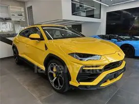 lamborghini-urus-2019-auto-55000-km-essence-1