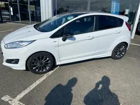 ford-fiesta-v-phase-2-2017-manual-85900-km-essence-1