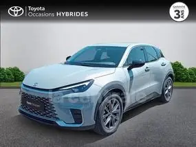 lexus-lbx-2025-auto-8000-km-hybrides-1