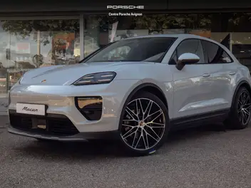porsche-macan-ii-2025-auto-8900-km-électrique