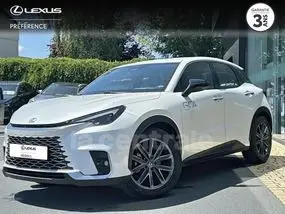 lexus-lbx-2025-auto-10000-km-hybrides-1