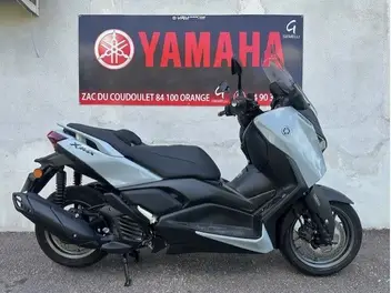 yamaha-x-max-125-2025-manual-1056-km-essence