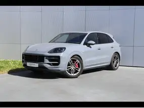 porsche-cayenne-iii-phase-2-2024-auto-18040-km-hybrides-1