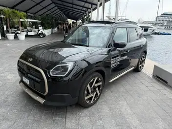 mini-countryman-iii-2024-auto-7500-km-électrique