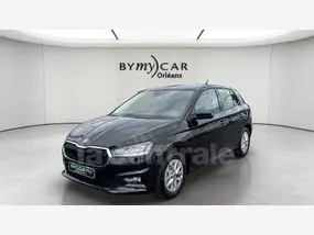 skoda-fabia-iv-2025-manual-9498-km-essence-1