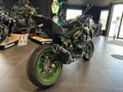 kawasaki-z-900-2025-manual-840-km-essence-3