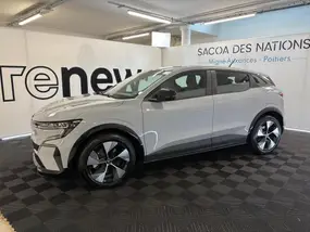 renault-megane-v-2022-auto-31091-km-électrique-1