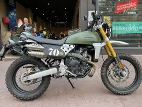 fantic-motor-caballero-500-2022-manual-1670-km-essence-1