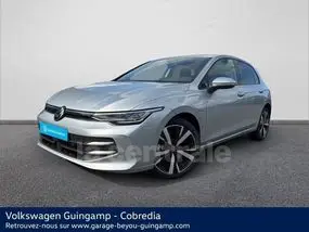 volkswagen-golf-viii-phase-2-2025-auto-9900-km-hybrides-1