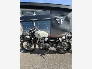triumph-scrambler-1200-2025-manual-1060-km-essence
