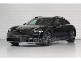 porsche-taycan-cross-turismo-2023-auto-40000-km-électrique-1
