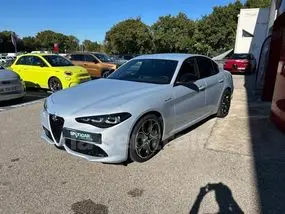 alfa-romeo-giulia-ii-phase-2-2025-auto-5000-km-diesel-1