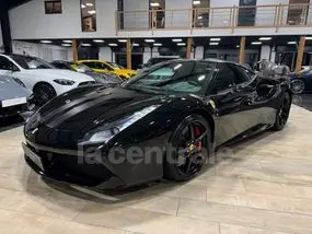 ferrari-488-gtb-2016-auto-34800-km-essence-1