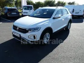 volkswagen-t-roc-phase-2-2023-auto-158038-km-diesel-1