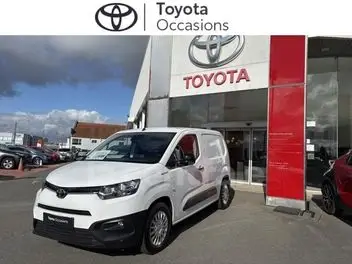 toyota-proace-city-phase-2-2022-auto-42744-km-électrique