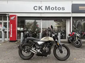 rieju-century-125-2025-manual-5220-km-essence-1