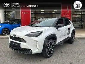 toyota-yaris-cross-2025-auto-8900-km-hybrides-1