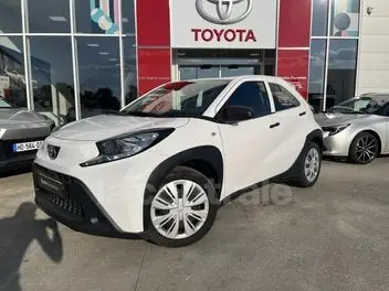 toyota-aygo-x-2023-manual-19700-km-essence