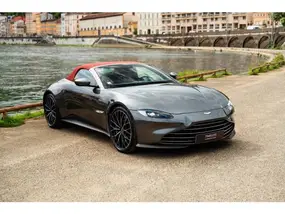 aston-martin-vantage-ii-roadster-2022-auto-14323-km-essence-1