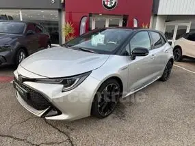 toyota-corolla-xii-2022-auto-89300-km-hybrides-1