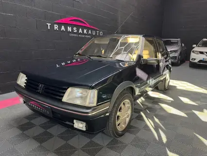 PEUGEOT 205