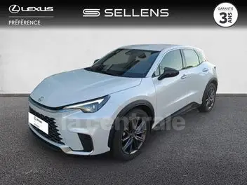 lexus-lbx-2025-auto-16136-km-hybrides