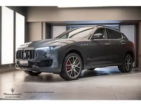 maserati-levante-2018-auto-117000-km-essence-1