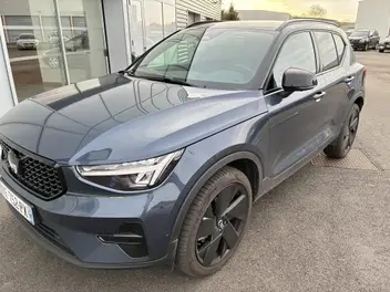 volvo-xc40-phase-2-2025-auto-8505-km-essence