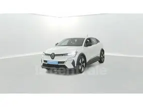 renault-megane-v-2022-auto-42731-km-électrique-1