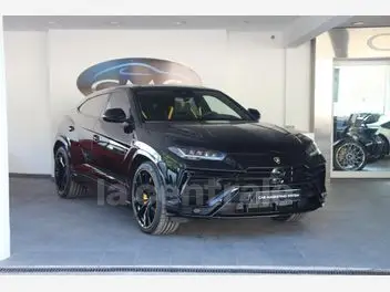 lamborghini-urus-2024-auto-2800-km-essence