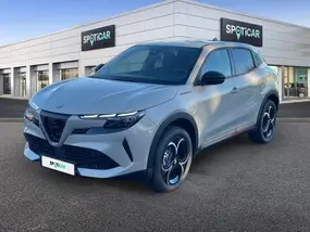 alfa-romeo-junior-2025-auto-77-km-essence-1