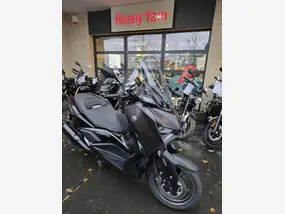 yamaha-x-max-300-2025-auto-280-km-essence-1