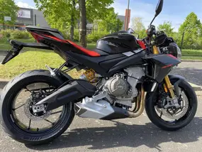 aprilia-tuono-660-2025-manual-980-km-essence-1