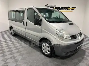 renault-trafic-2-passenger-2012-manual-233305-km-diesel
