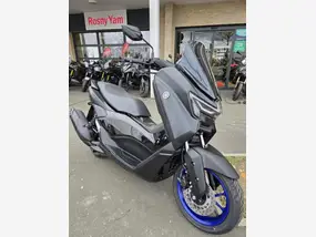 yamaha-nmax-125-2025-auto-200-km-essence-1