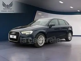 audi-a3-iii-sportback-phase-2-2018-auto-86329-km-essence-1