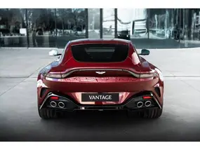 aston-martin-vantage-2025-auto-5231-km-essence-1