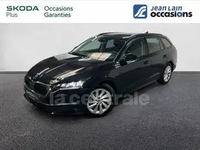 skoda-octavia-iv-combi-phase-2-2024-auto-30000-km-essence-1
