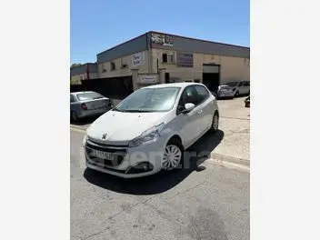 peugeot-208-affaire-phase-2-2015-manual-165000-km-diesel