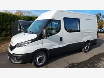 iveco-daily-v-phase-2-2025-manual-10-km-diesel