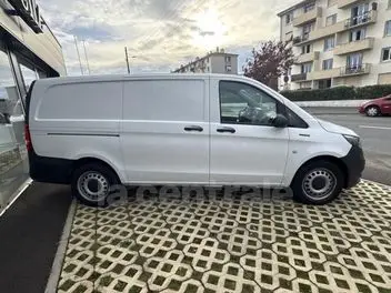mercedes-vito-iii-phase-2-2021-auto-17433-km-électrique