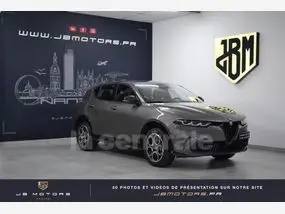 alfa-romeo-tonale-2025-auto-22000-km-essence-1