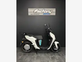 yamaha-yzf-r3-2023-manual-151-km-électrique-1