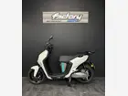 yamaha-yzf-r3-2023-manual-151-km-électrique-3