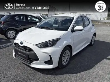 toyota-yaris-iv-2023-auto-42969-km-hybrides