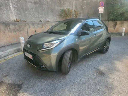 TOYOTA AYGO X