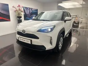 toyota-yaris-cross-2025-auto-13470-km-hybrides-1