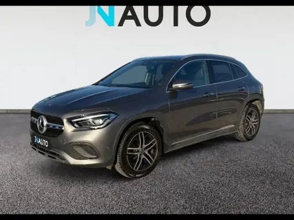 MERCEDES GLA