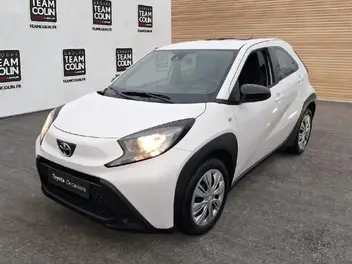 toyota-aygo-x-2023-manual-18816-km-essence
